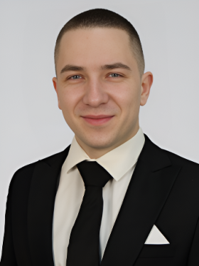 Лапин Артём Алексеевич.